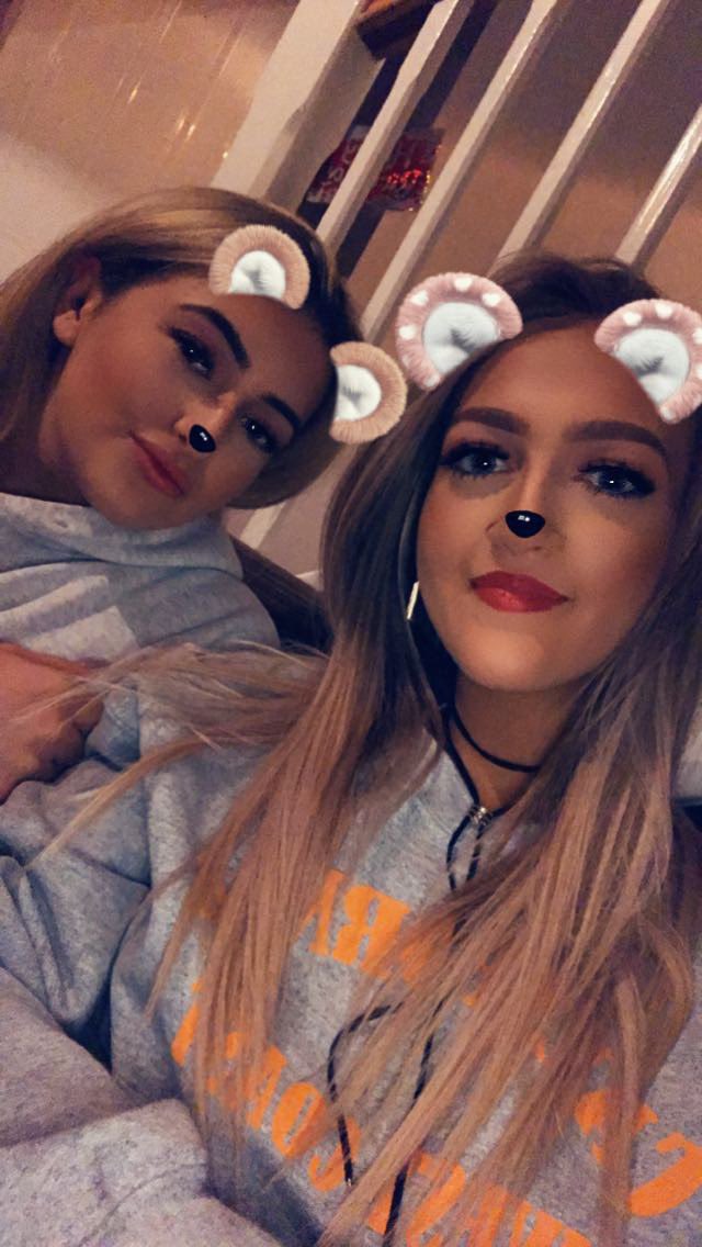 birrell_erin's tweet photo. Happy 21st Birthday gal! Hope you have the most amazing day and get so spoilt! Lots of love❤️🥳@lrxchardson https://t.co/dA30xo9Jqq