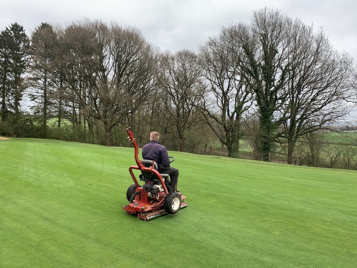 Cut, iron and spray a wee tonic to the greens this morning <a href="/TivertonGC/">Tiverton Golf Club</a> before the team mow fairways, surrounds, tees and aprons this afternoon. Busy day prep for golfs return tomorrow #teamtiv