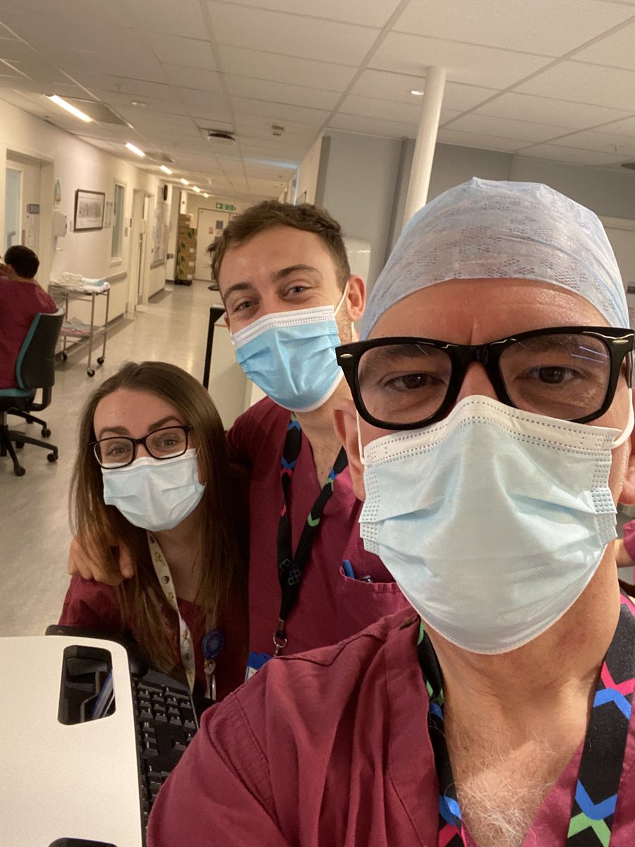 Our outstanding and superb plastic surgery and burns nurses and trainees. The backbone of everything we do and achieve for patients. On call weekend ⁦<a href="/ChelwestFT/">Chelsea and Westminster Hospital</a>⁩ . #thebestteam