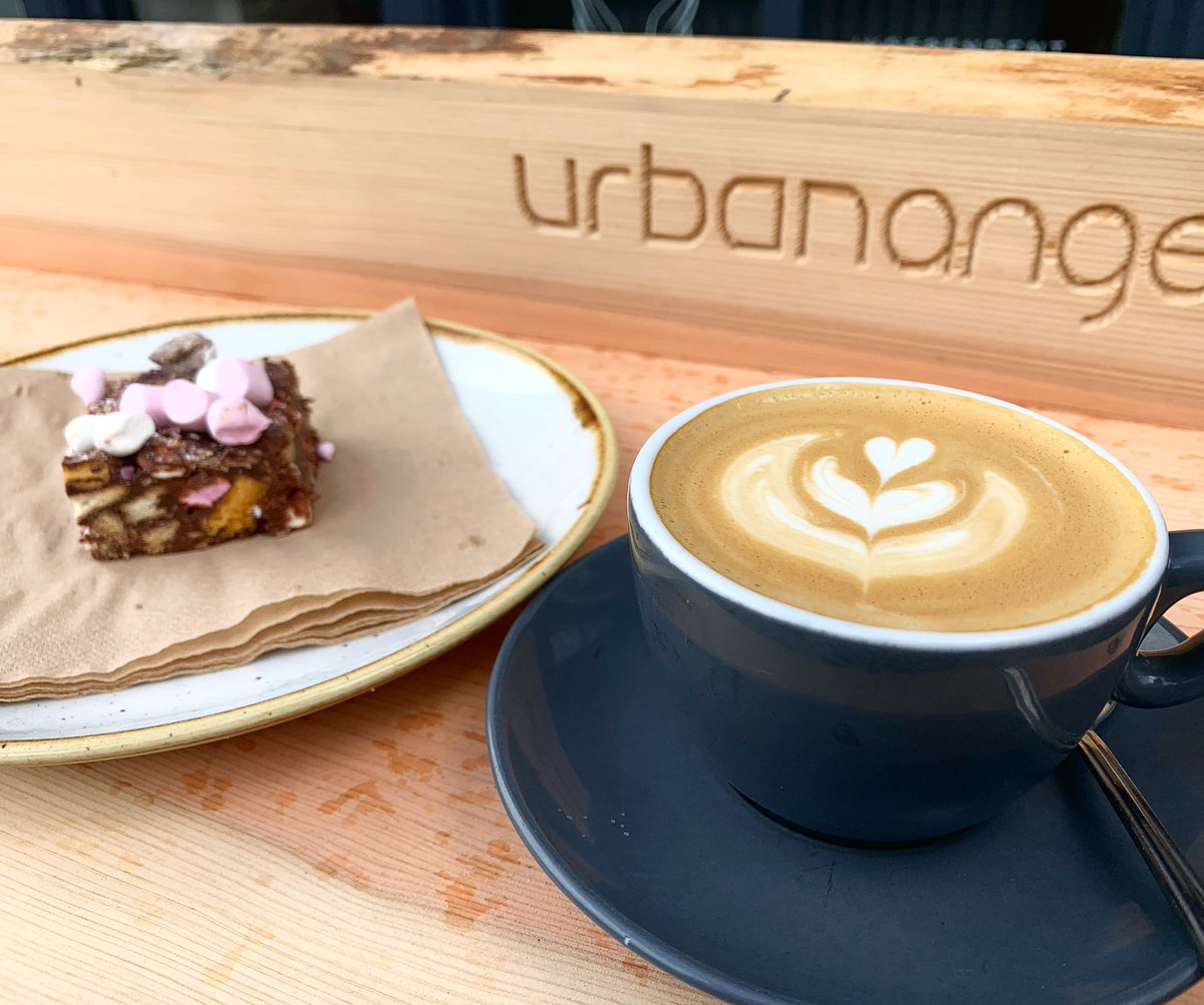 We’re getting ready for Easter with our mini egg rocky road 🐣 perfectly compliments our @santucoffee Brazilian espresso 😋 #coffee #easter #sweettreat #supportsmallbusiness #supportlocal #supportindependent #edinburgh #edinburghbrunch