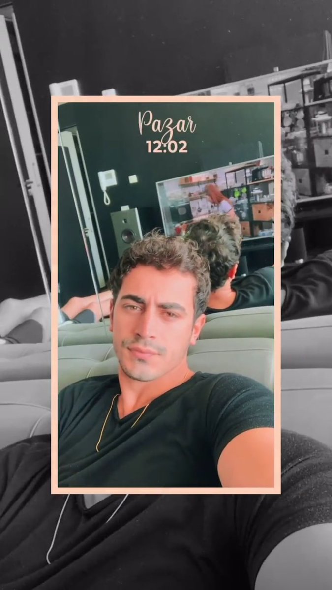 egfc_official's tweet photo. Mutlu Pazarlar! 💕
#EminGünenç https://t.co/Ce7EN0ydnL