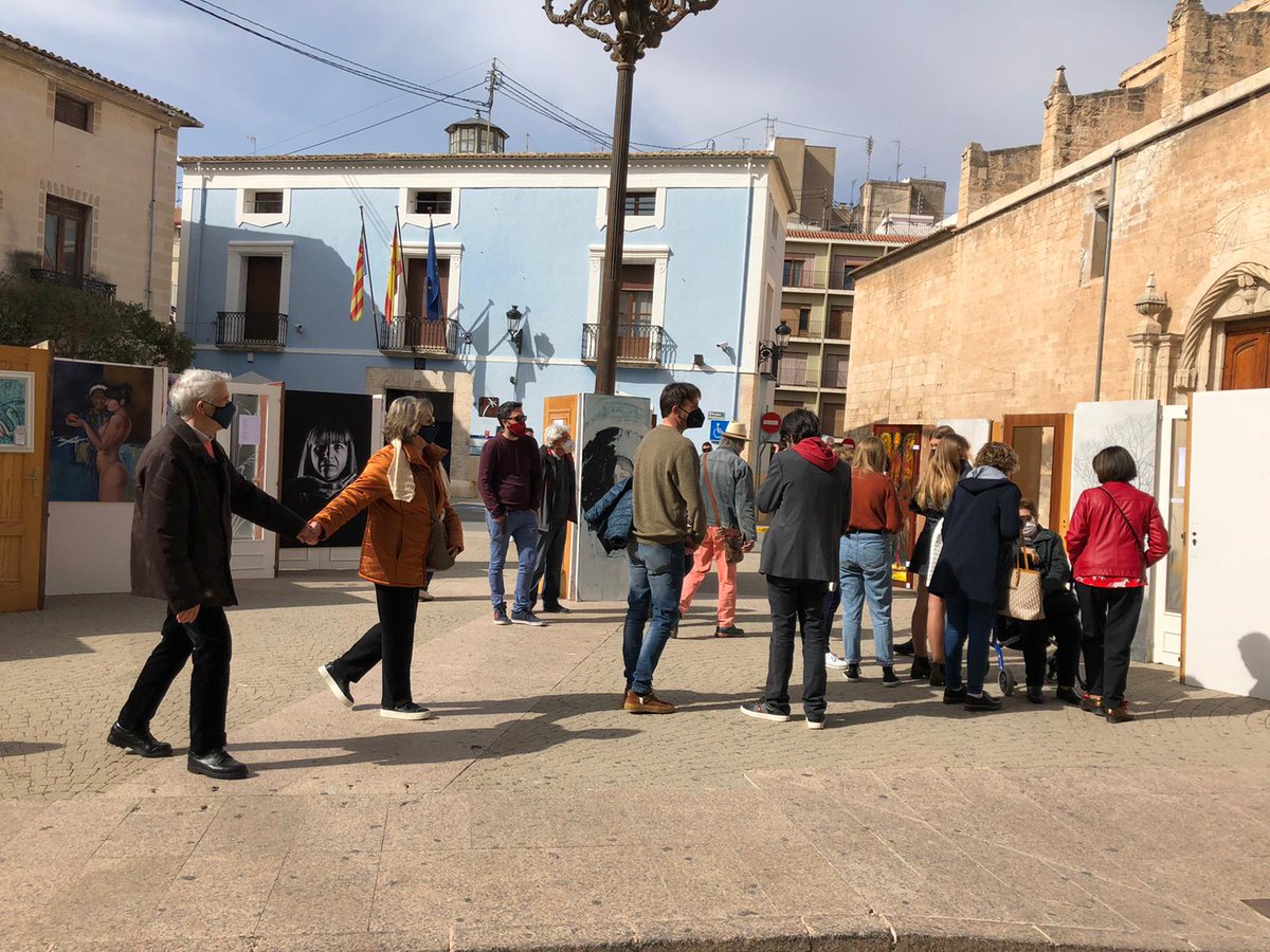 CasadelaCvltvra's tweet photo. Recital de poesía en la Casa de la Cultura con motivo del pre-FIC.
#fic #prefic #villena #kakv #amaliogran #poesia #arte #pintura #artecontemporaneo #villenafortalezamediterranea #cultursegura https://t.co/MuQd32uBiq