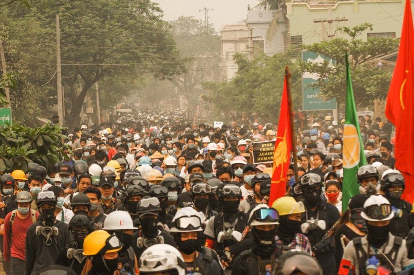 PhyuLett's tweet photo. Poweful #Monywa Strike never fails to protest against military regime. The fight for democracy is stronger day by day with every possible ways despite JUNTA MASSACRE .

#Mar28Coup
#WhatsHappeningInMyanmar https://t.co/I92ulCmfuB