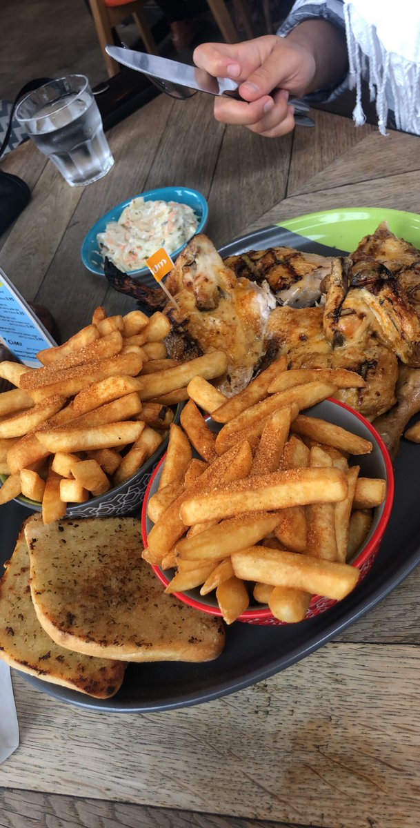 bushraxghadari's tweet photo. Allow me to enlighten your feed 🤪 #precovid #nandos https://t.co/jLWtaI5aoI