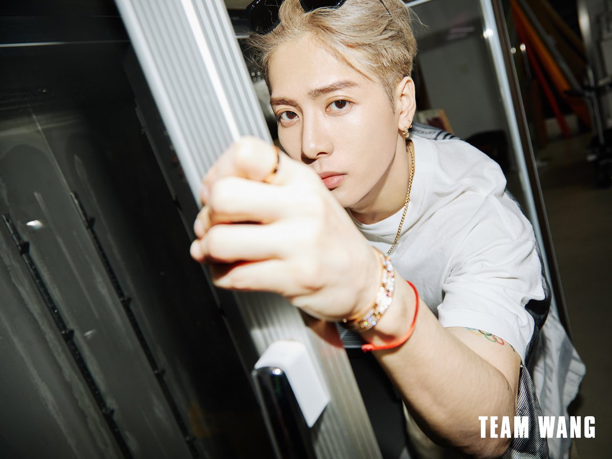 fe_panican's tweet photo. @teamwangofcl @JacksonWang852 Happy Birthday To Funny and Handsome person i know in Kpop.🎉🎉
LOVE YOU SO MUCH @JacksonWang852 💚💚😍😍🎂

#JacksonWang #TEAMWANG 
#KingJacksonDay #JacksonNeverAlone https://t.co/Yd8AscxJP1