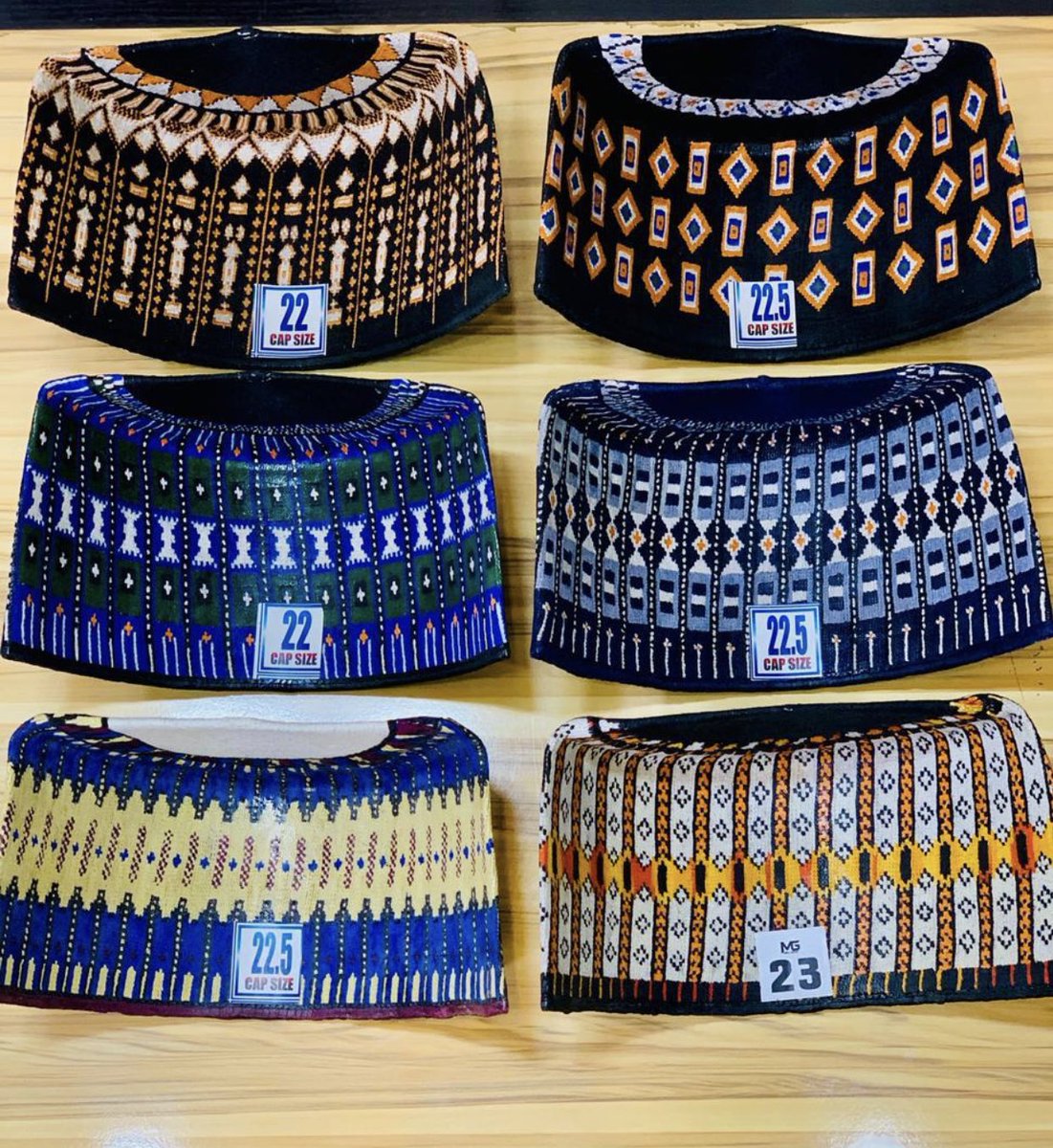 Dorianesh's tweet image. Caps are available @ affordable price 
Dm or call 08130356514 for more samples 
Nationwide delivery 🚚