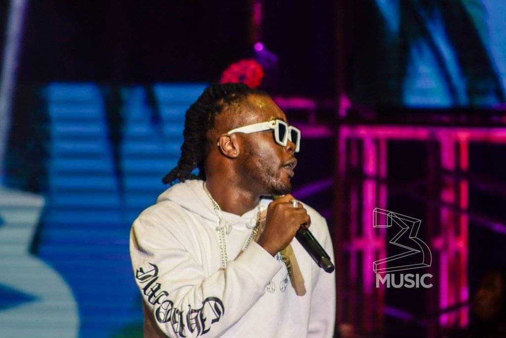 Kahpun_'s tweet photo. Shouts to @3musicAwards for such Madd &amp; amazing settings yesternight enuh🥲🤩😻🔥
The Great Eagle was in the building to represent Fantse Reggae Dancehall 🦅🦅
Ghana Music up to the bomb*clat Heightz🎶 
#HuntaProductionsUk 🇬🇧 
#RedPanther 🐆 
#HigherHeightzArmy 🇬🇭 https://t.co/Ch1GdOE5vE