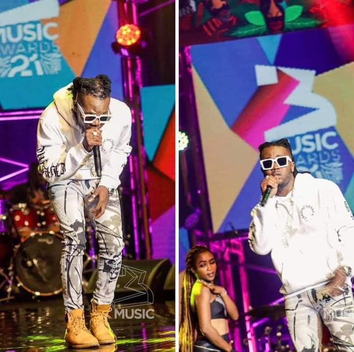 Kahpun_'s tweet photo. Shouts to @3musicAwards for such Madd &amp; amazing settings yesternight enuh🥲🤩😻🔥
The Great Eagle was in the building to represent Fantse Reggae Dancehall 🦅🦅
Ghana Music up to the bomb*clat Heightz🎶 
#HuntaProductionsUk 🇬🇧 
#RedPanther 🐆 
#HigherHeightzArmy 🇬🇭 https://t.co/Ch1GdOE5vE