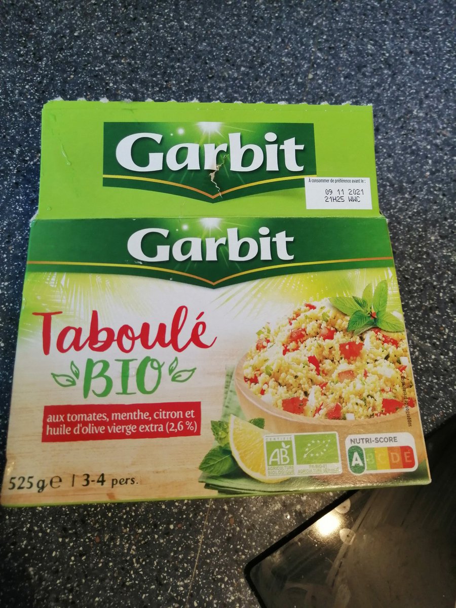 Shivaneth's tweet photo. #garbit #plastique #taboule #beurk https://t.co/SMtUlJWh5A