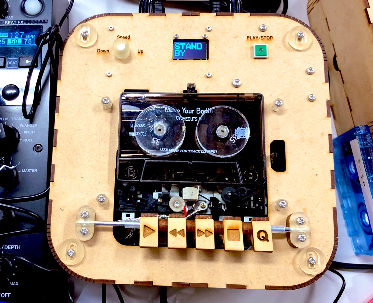 こちらのカセットテープDJは、大江戸テクニカ @ooedotechnica さん作