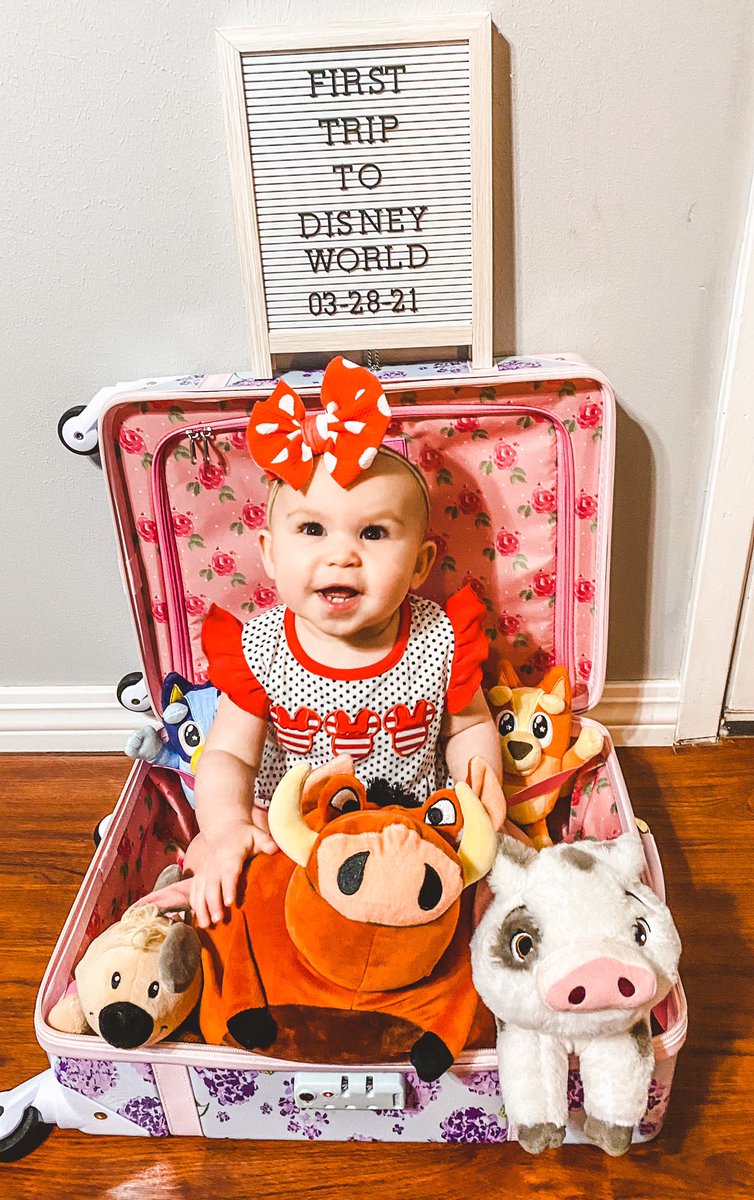 lance_lyon's tweet image. Going broke and taking the girls to Disney for spring break!!! Let’s go!!!! #AcceptingDonations