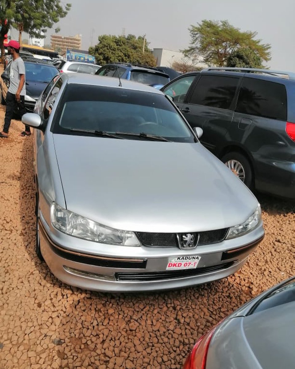 PRESAUTOMOTORS's tweet image. FOR SALE!!! HOT DEAL❗❗BOUGHT BRAND NEW NEATLY USED PEUGEOT 406 MANUAL TRANSMISSION
AC WORKING PERFECTLY💯
PRICE: N920K
ORIGINAL CUSTOM DUTY☑️
QUICK CASH 💰
LOCATION: Kaduna
DM📩
WHATSAPP📲: 08091111053
CALL📞: 08091111053