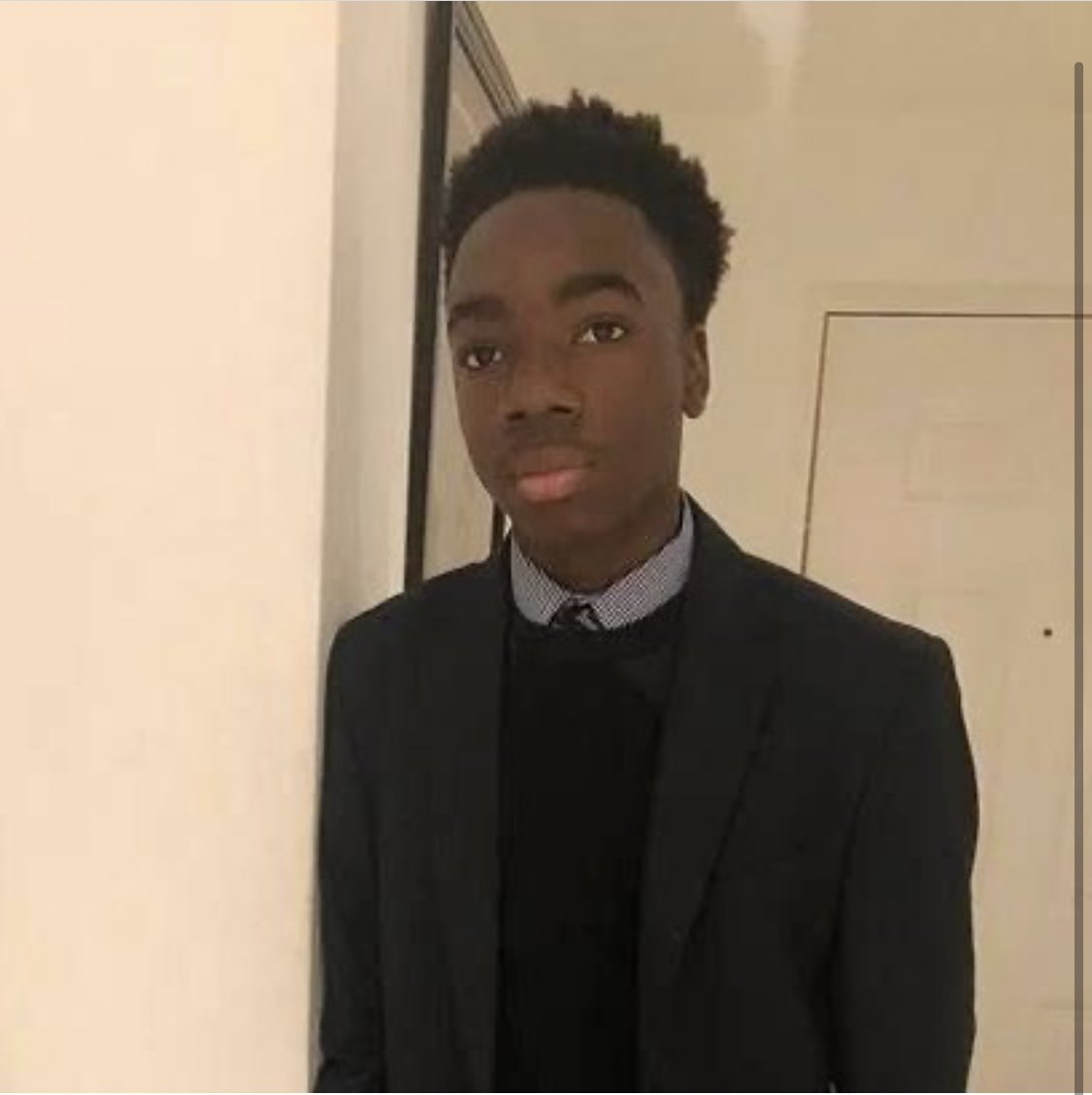 banhasstherapy's tweet photo. 19 year old boy Richard Okorogheye missing in London since Monday 22nd March last seen Kensal Road, Ladbroke Grove. Hello? @BBCNews @itvlondon @standardnews @SkyNews @Channel4News ???? https://t.co/NYRSjG2FnL