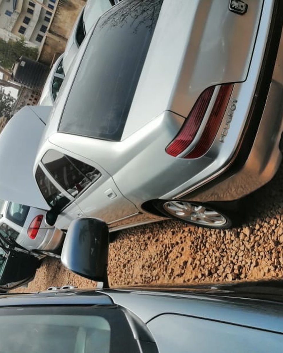 PRESAUTOMOTORS's tweet image. FOR SALE!!! HOT DEAL❗❗BOUGHT BRAND NEW NEATLY USED PEUGEOT 406 MANUAL TRANSMISSION
AC WORKING PERFECTLY💯
PRICE: N920K
ORIGINAL CUSTOM DUTY☑️
QUICK CASH 💰
LOCATION: Kaduna
DM📩
WHATSAPP📲: 08091111053
CALL📞: 08091111053