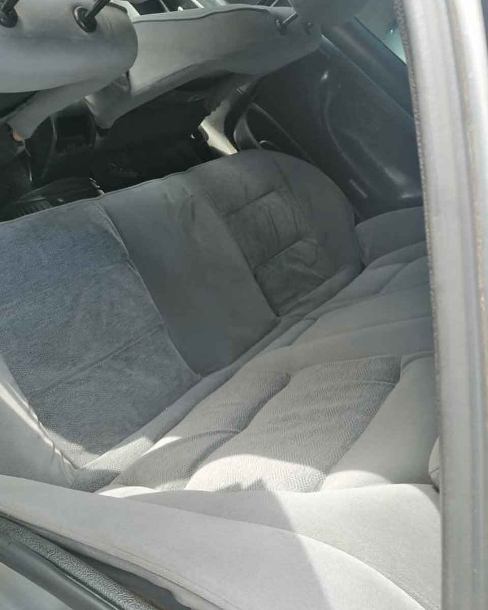 PRESAUTOMOTORS's tweet image. FOR SALE!!! HOT DEAL❗❗BOUGHT BRAND NEW NEATLY USED PEUGEOT 406 MANUAL TRANSMISSION
AC WORKING PERFECTLY💯
PRICE: N920K
ORIGINAL CUSTOM DUTY☑️
QUICK CASH 💰
LOCATION: Kaduna
DM📩
WHATSAPP📲: 08091111053
CALL📞: 08091111053