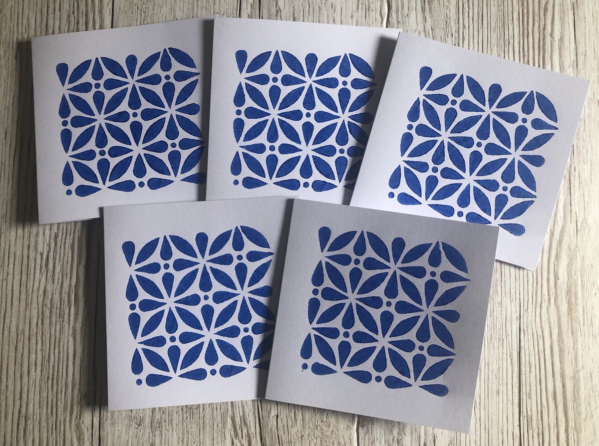⭐️NEW⭐️

Pack of 5 Handmade printed blue tile pattern blank white note cards thank you cards birthday card notelet 
#ukgiftam #ukgifthour

etsy.me/3fkOQ7j