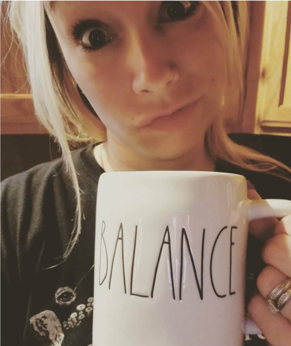 Not2DayNancy (@not2daynancy) on Twitter photo "If we hold ourselves to an uncomfortably high standard and beat ourselves up every time we "fail"- then we will (in our own minds) fail every single time."
Want to keep #reading? 👇
not2daynancy741997290.wordpress.com/2021/03/28/bea…
#not2daynancy #blog #diet #exercise #Priorities #selfcare #selflove "If we hold ourselves to an uncomfortably high standard and beat ourselves up every time we "fail"- then we will (in our own minds) fail every single time."
Want to keep #reading? 👇
not2daynancy741997290.wordpress.com/2021/03/28/bea…
#not2daynancy #blog #diet #exercise #Priorities #selfcare #selflove