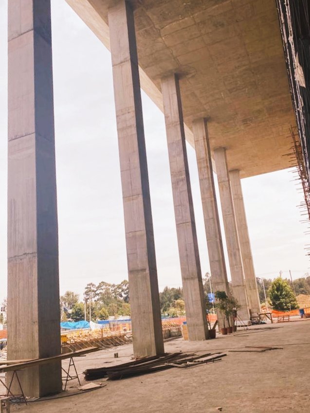 22 meters tall. 

These columns are giagantic!

#AddisAbabaLibrary  #AfricanArchitecture #UrbanEthiopia 
<a href="/aa_prosperity/">AA. PROSPERITY PARTY</a>