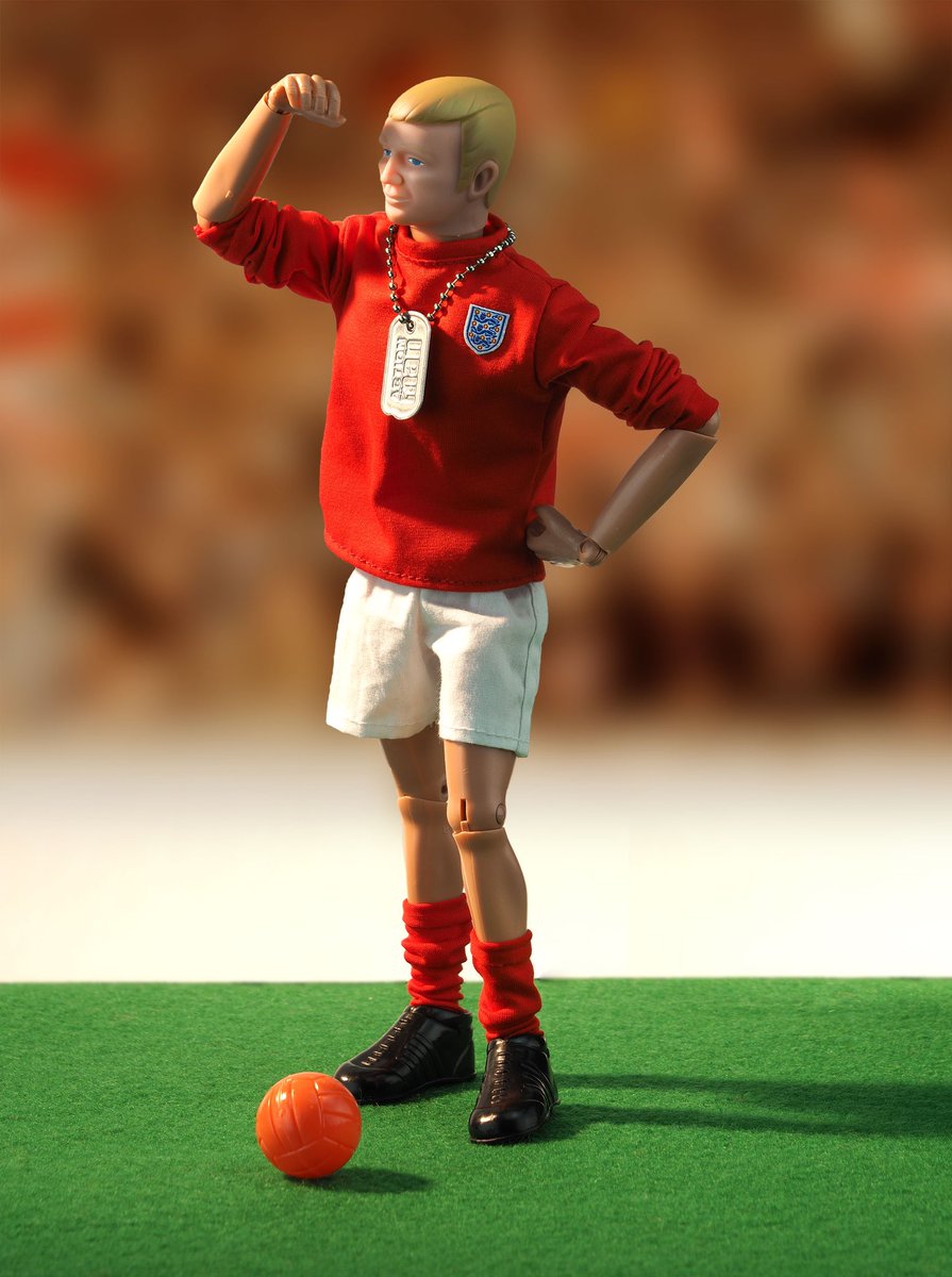 Looking forward to watching England play this afternoon ⚽️ 🏴󠁧󠁢󠁥󠁮󠁧󠁿 

Our limited edition ‘Bobby Moore’ figure with certificate of authenticity is still available.
Donation of £6 to @bobbymoorefund for every edition sold. Don’t miss out!  Link in bio #actionman #cruk #qatar2022