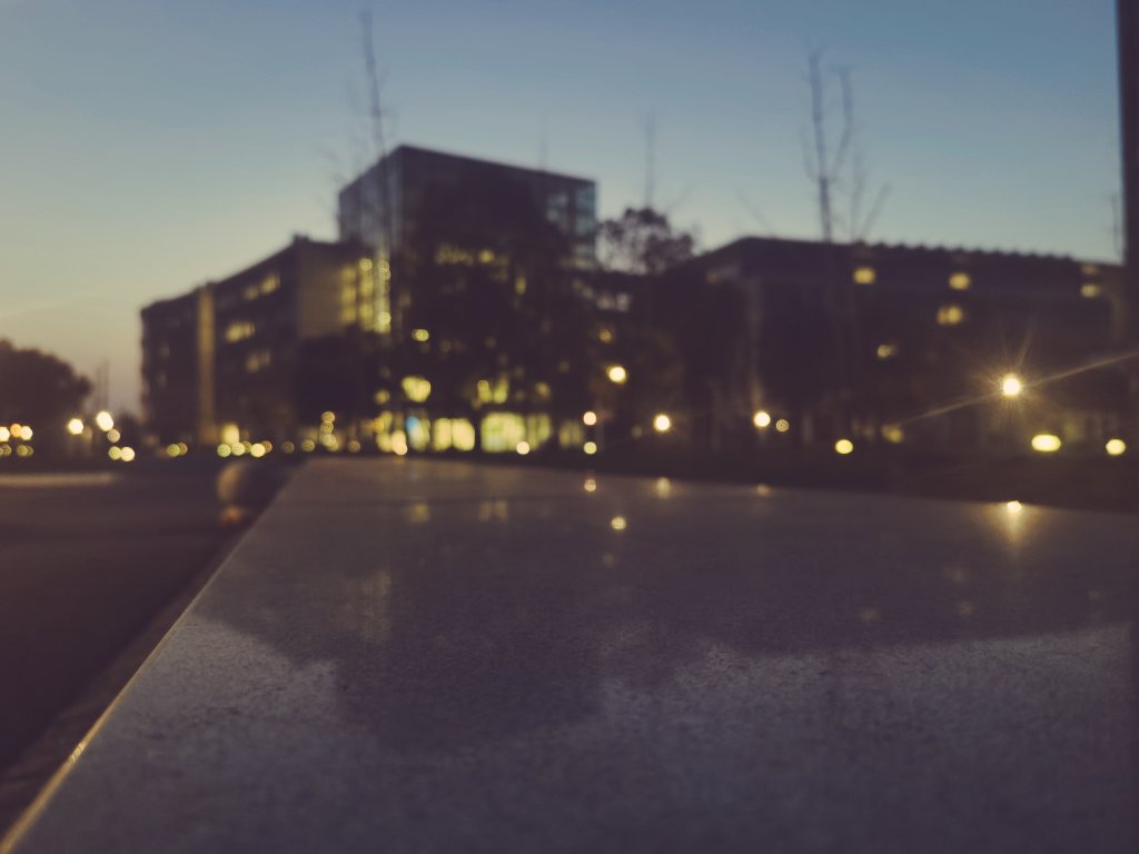 Zhoujm2's tweet image. #shanghaitech SISTER outside view.  2021.03.28