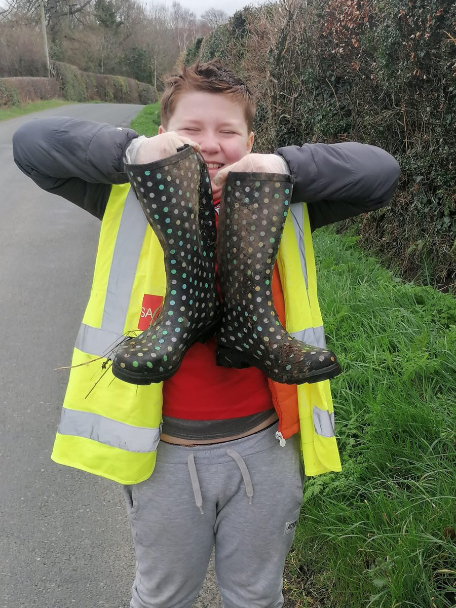 KC_GAA's tweet photo. Could turn into a bring and buy sale yet, serious offers only for these one of a kind wellies in near perfect condition! #keepcarlowclean #kc 🔴⚫️ https://t.co/RBUSn60Ifb