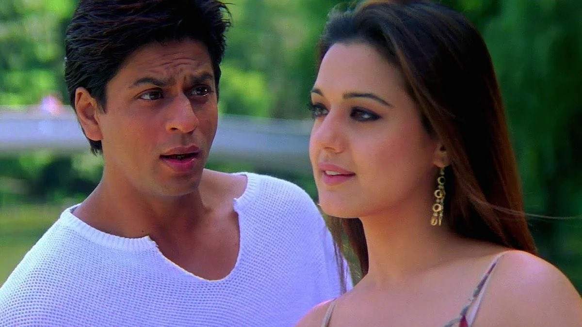 sairaanjum23's tweet photo. “Don’t cry it’s just a movie”
  The movie: https://t.co/UtcSsi9rM7