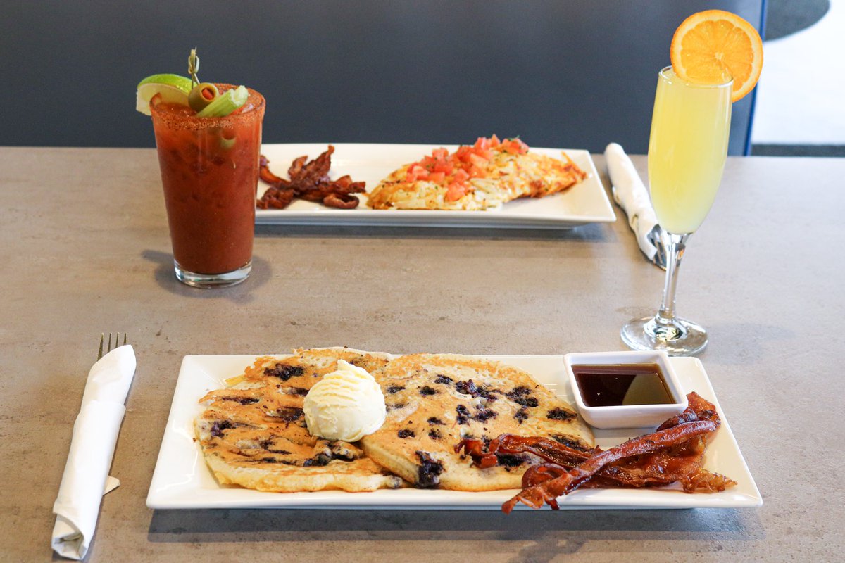 LetItFlyMemphis's tweet photo. Brunch the right way with bottomless mimosas and bloody marys every Sunday from 11 a.m. to 1 p.m.! 🥞 🍹

View our All-Star Brunch menu online here 👉 https://t.co/N9BGMmuFRh https://t.co/edxG6ONmLm