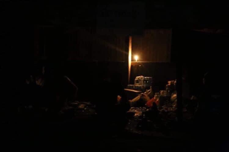 Pathine is suffering as in this photo.
Junta make this.
#WhatsHappeninglnMyanmar