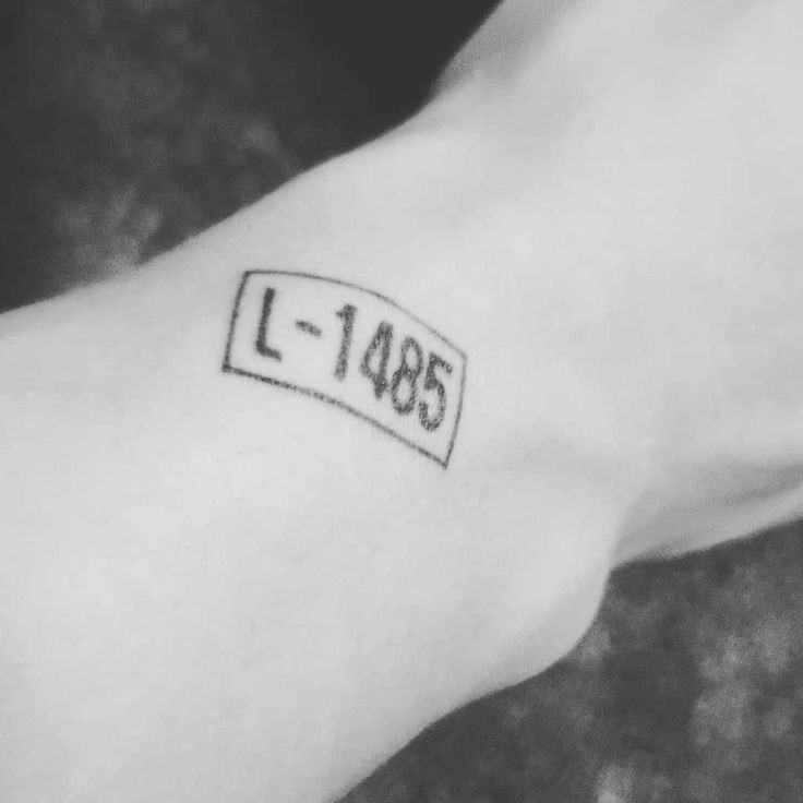 kuguiL0t9's tweet photo. L-1485 
Es más que solo un tatuaje, es una promesa, lo saben verdad? 
Una promesa de amor. 
Gracias Chanyeol. Te amamos. Te esperaremos.

ALWAYS WITH CHANYEOL
#OurPrideCHANYEOL
#AlwaysYoursCHANYEOL
#찬열아_우린_worry_about_nothin 
#항상찬열이편 #CHANYEOL #찬열 @weareoneEXO https://t.co/khTheIkG6n
