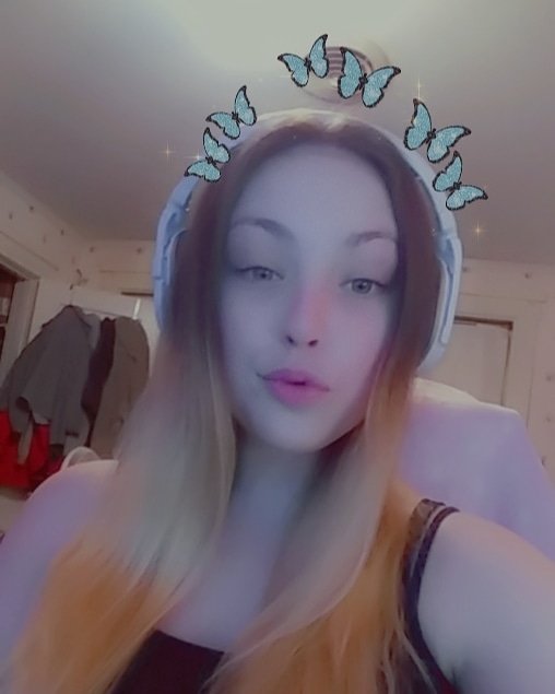 SmokinLexx's tweet photo. Im going live come watch me get these dubs on r6!
Link is in bio
#cod
#ModernWarfare
#twitch
#twitchtv
#smallstreamer
#SmallStreamersConnect
#SupportSmallStreams
#SupportSmallStreamers
#gamers
#gamergirl
#TwitchStreamers
#r6
 https://t.co/CappDRwVLi https://t.co/kEhjbHm1le