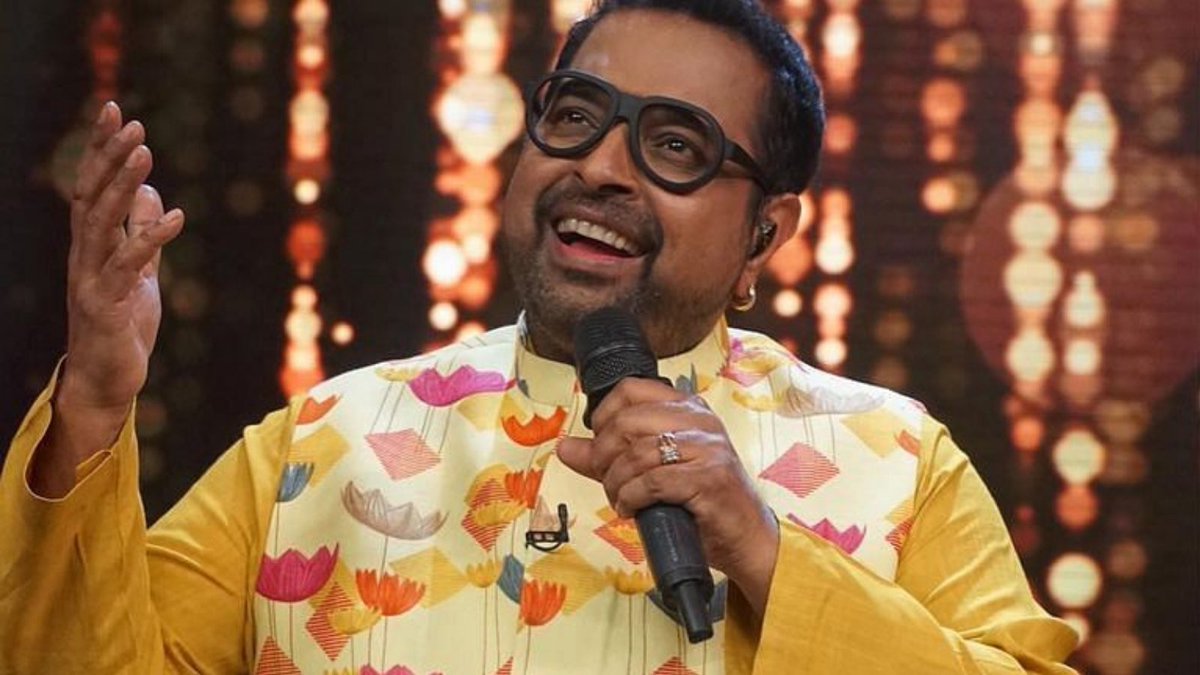 🎤 JAZZ QUOTE 🎤

"[Jazz] is the most democratic form of music: it has taken the sounds, movements and cadences of whatever form of music from whichever countries it travelled to." - <a href="/Shankar_Live/">Shankar Mahadevan</a> 

#detroitjazzfest #jazzquote #shankarmahadevan