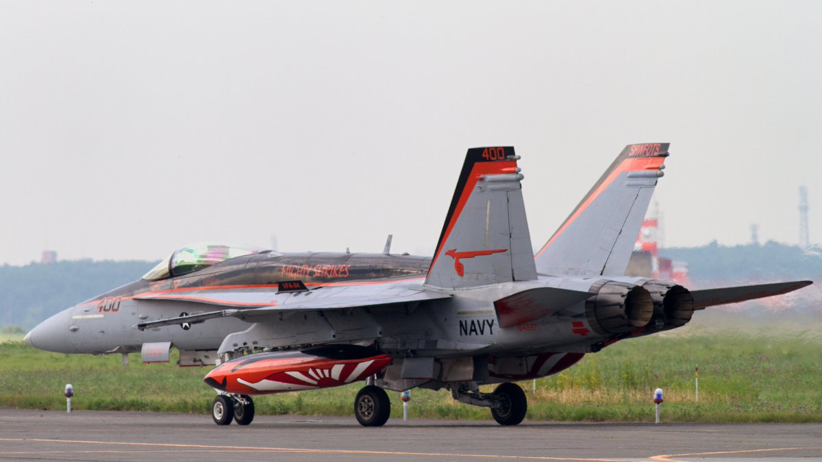 2011.8.6 CHITOSE/RJCJ
F/A-18C 400 164227 VFA-94

航空祭前日の飛来時のもの。

#千歳基地 #RJCJ #VFA94 #MightyShrikes