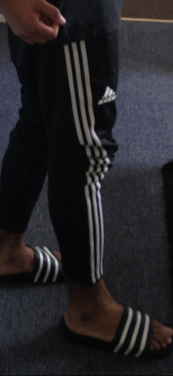 #arabdom #muslim #arabfeet #dom #teenfeet #muslimdick #adidas #footfreak #sub #dom #maletoes #arabdick