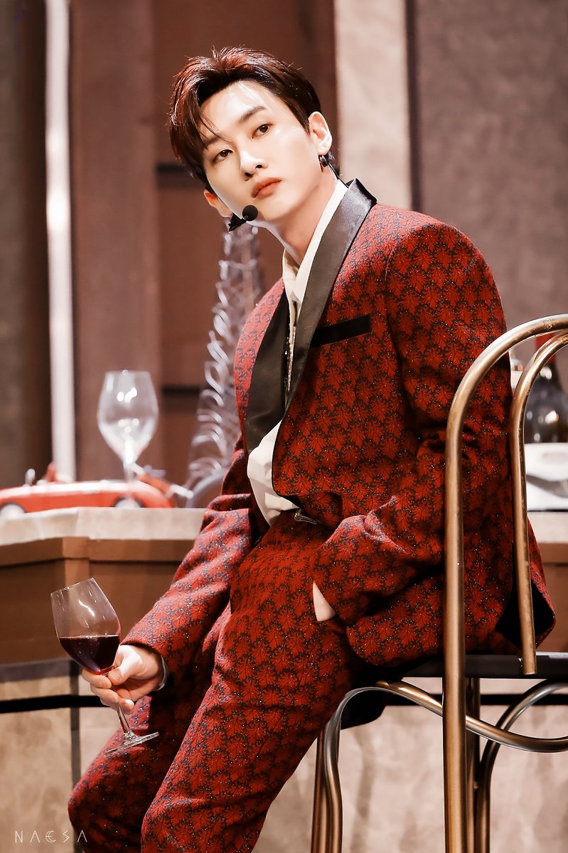 ssaa8644's tweet photo. HOUSE PARTY🍷

-
#은혁 #Eunhyuk @AllRiseSilver https://t.co/hWUuuHFSLD