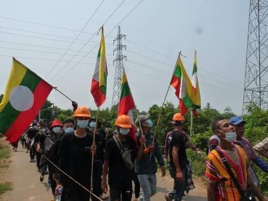 ElevenMyanmar's tweet photo. Protests today (March 28) in Kawkareik, Karen state.

#WhatsHappeningInMyanmar https://t.co/WZM97MVwwv