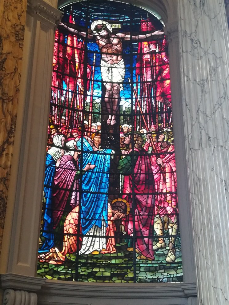 wicktrisha's tweet photo. Very moving 11am Eucharist @bhamcathedral this morning as Holy Week begins. Stunning music, despite restrictions. Remembering that churches were all locked by Palm Sunday last year.... #Easter2021 #praysafestaysafe https://t.co/ydp6LmMWPL