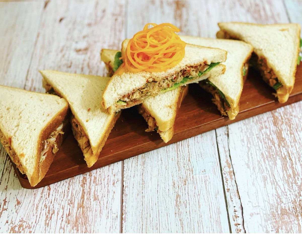therecipediary's tweet photo. CHICKEN SANDWICHES RECIPE || Spicy flavourful Chicken Sandwiches || https://t.co/iFqx6cLp0d via @YouTube #foodie #youtuber #recipes #blogger https://t.co/xYszHOajCa