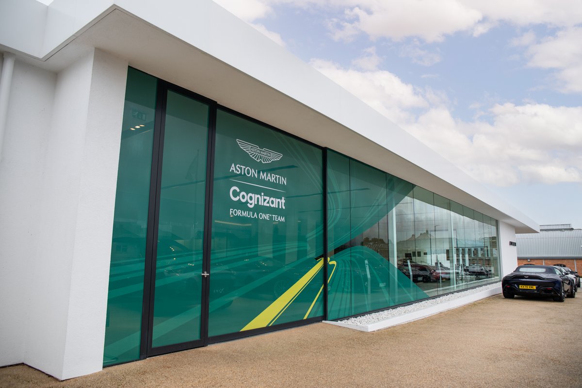 AstonMartinWork's tweet photo. Our showroom is showing full support for the Aston Martin Cognizant Formula One Team at today's Bahrain Grand Prix!

#AstonMartin #AstonMartinF1 #F1 #BahrainGP https://t.co/Mhj2o0Bm9x