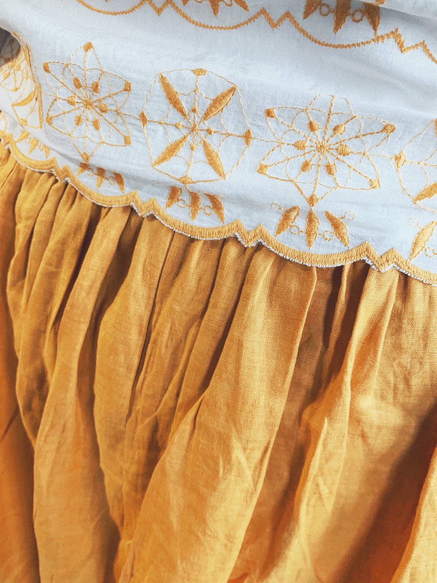 Rucca_tuushin's tweet image. 大好きな友だちが作ってくれた〈春待ち色スカート〉

軽やかで、着てるとどんどん楽しくなって、足どり軽くなる魔法のスカート🧚‍♀️💛ありがとう🥰

#POTATIS

instagram.com/p/CM8weEMMa9W/