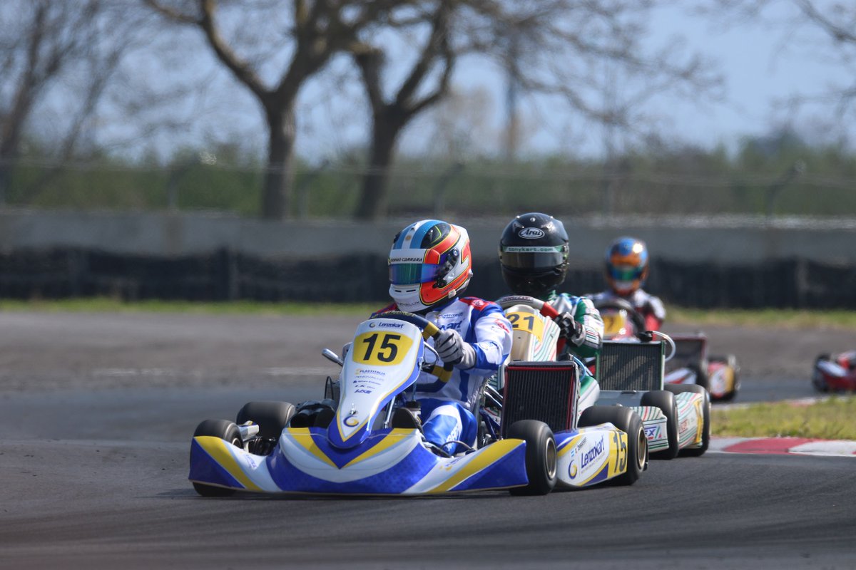Corazondef1's tweet image. 🔴LOS DOS A LA FINAL !!! 
#SuperMasterSeries #WSK 🇮🇹

@Gior_carrara32 🇦🇷 P15 (P30) Novalux @JorgePescador11 🇦🇷🇪🇸 P9(P18) CRG 
Completaron la prefinal en Sarno y estarán largando la final #KZ2 a partir de las 10.25hs 
📸 @Fotocar13
La podes ver por acá 👇
wskarting.it/live_streaming…
