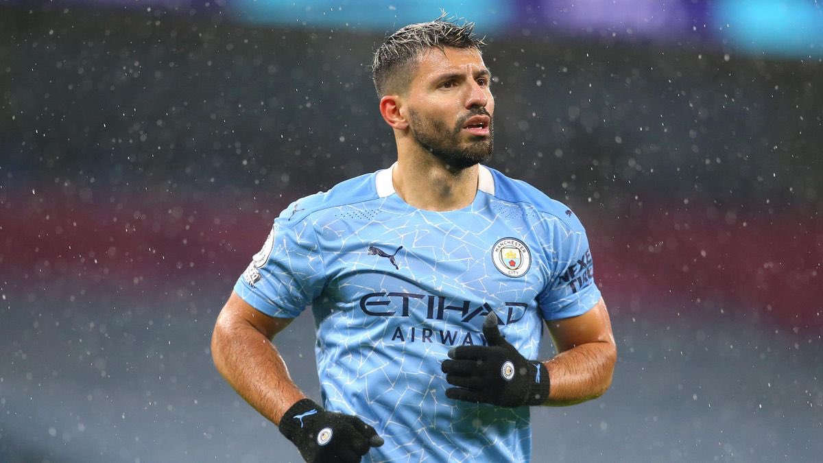 transfertfoot4's tweet photo. Aguero ouvre la porte au PSG une option en or massive pour le club de la capitale!!!🤯 https://t.co/QXiqp6svYo