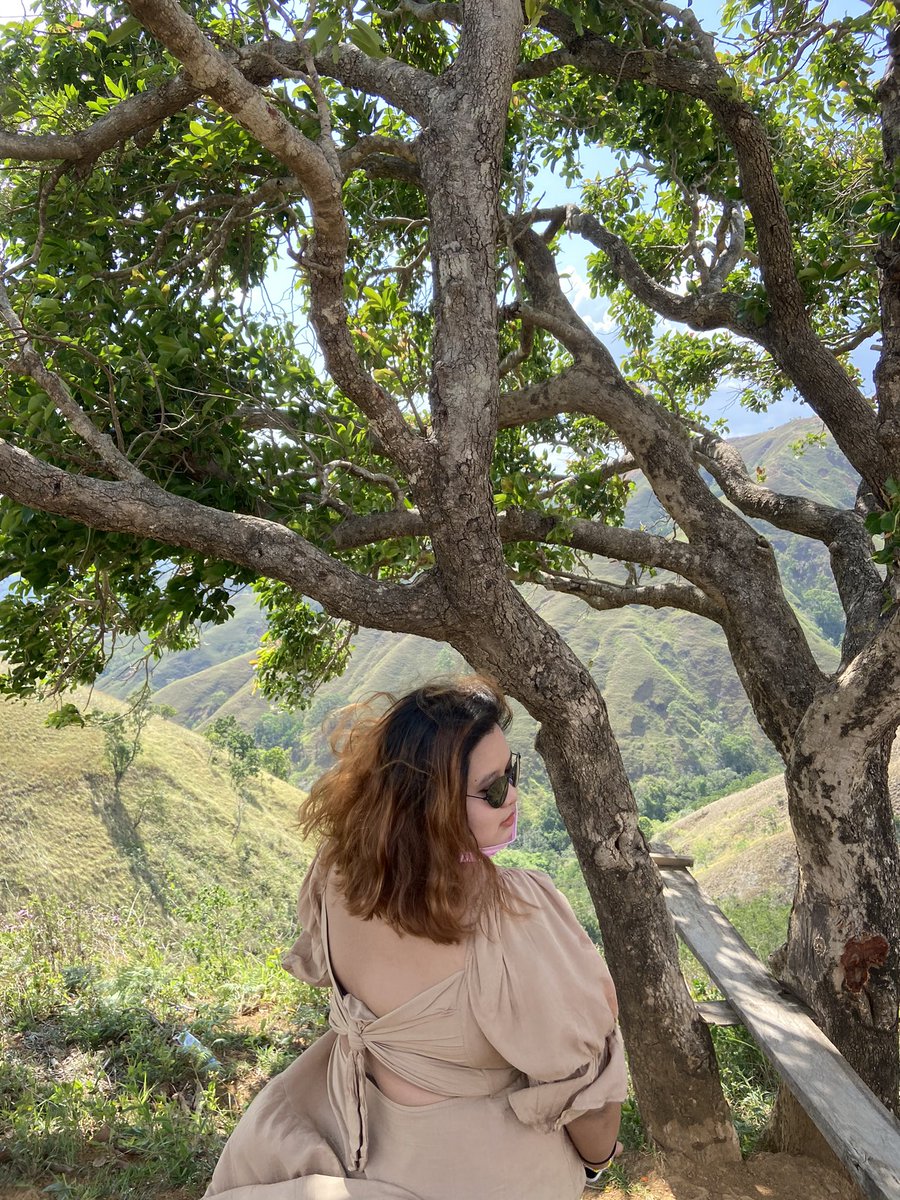 nixiedustt's tweet photo. When life gives you curves, flaunt them https://t.co/9N4acDEV82