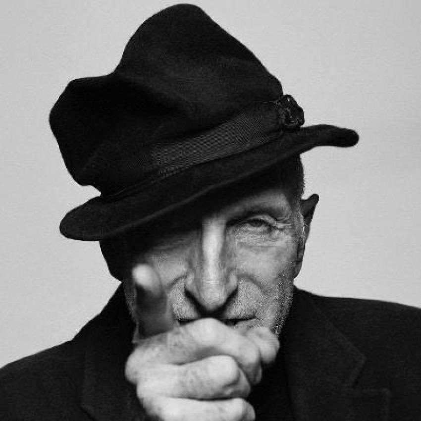 2/2 The bonus midweek episodes will start next Tuesday with Richard Strange from the legendary Doctors of Madness!

Then as a very special treat - Easter weekend will be a double header on Friday and Sunday - Stephen Mallinder and Chris Watson from the seminal Cabaret Voltaire!