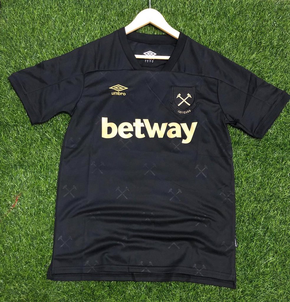 Sadeeqh_Paper's tweet image. It takes N0 to retweet my hustle 

A jersey plus free customization of 5 letters is N4000

WhatsApp: 08067171382

Nationwide Delivery 🚚 
#lockdown2021 Buhari MTN Pulse Bundle Kamaru Usman Wike