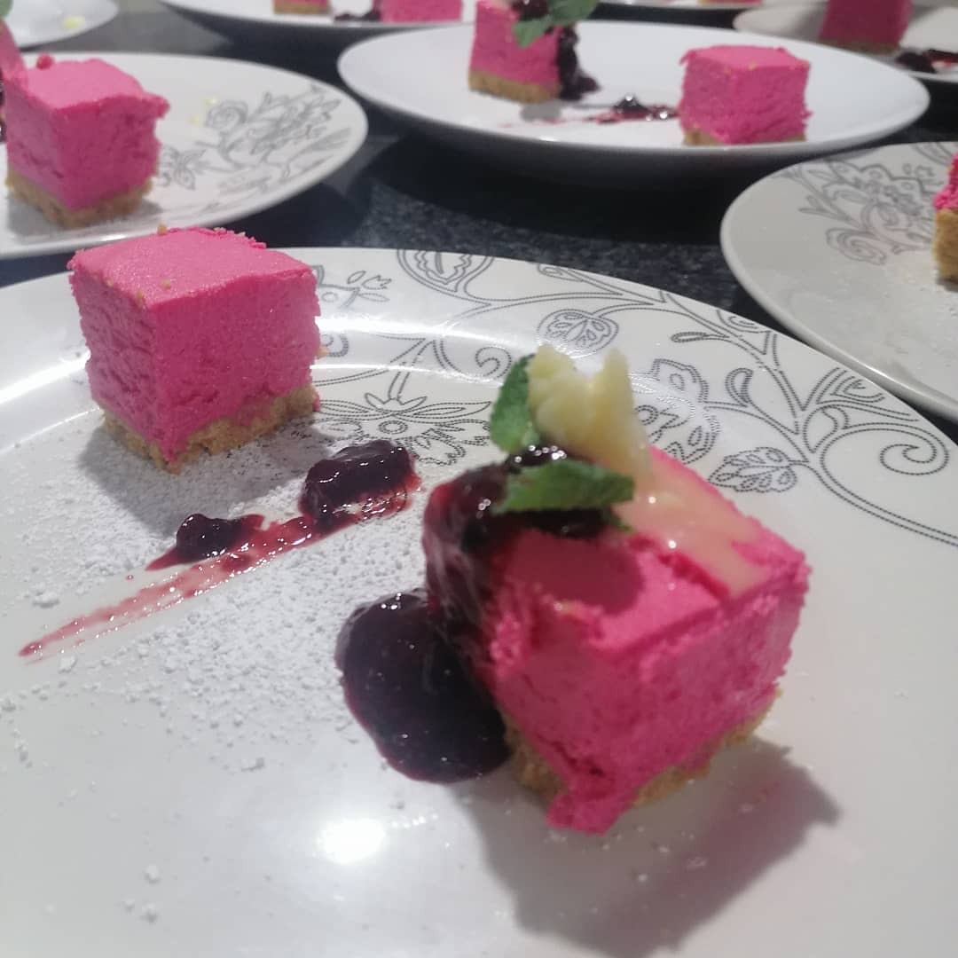 Infusions12's tweet image. Dessert last night with @ChefShivambu   Red velvet cheese with coulis berry and white chocolate garnache #fortheloveofit