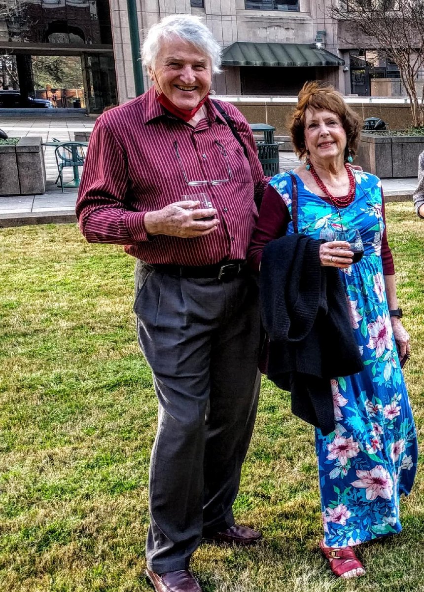 FourthWardCLT's tweet photo. A few more photos from Friday's Porch Pop-In, already looking forward to next month's event! 

#FourthWardCLT
#FourthWardPorchPopIn https://t.co/UxcBhQt7jS