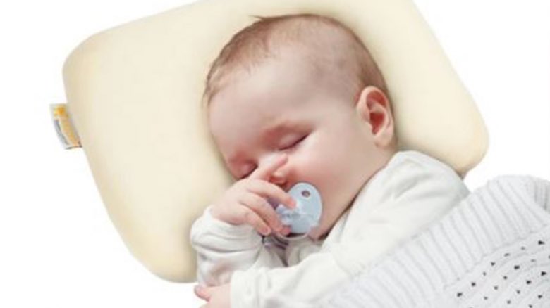 #Boquerias, il cuscino che protegge la testa dei neonati starthinkmagazine.it/?p=9522 #startup #business #innovazione #family #kids