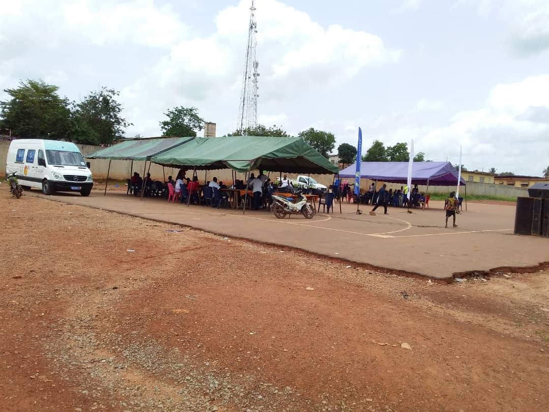 Today #theheartmobile and our team of cardiologists are in Yakassé-Attobrou, a village 124km (77 miles) North of Abidjan, to carry out a #prevention and #screening campaign

@TheHeartFund  @UPLLtd  @CallivoireSA  #GRAM

#theheartfund #healthcaredelivery #tothelastmile