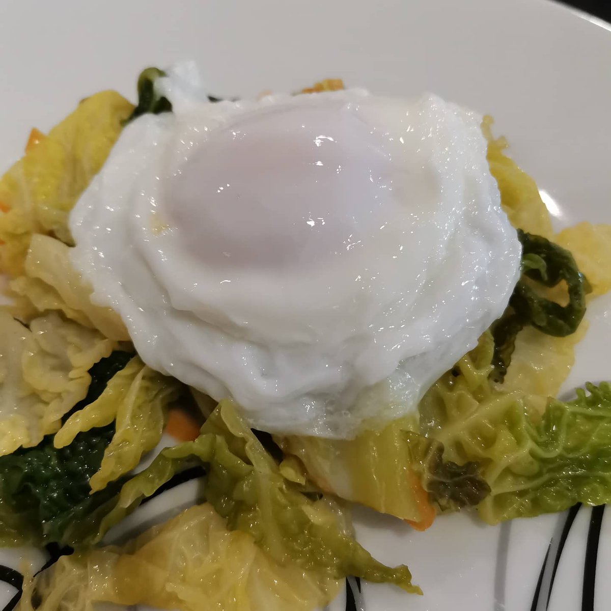 03ricette03's tweet photo. Uovo in camicia con misto di verdure https://t.co/VfrE4EpTvQ