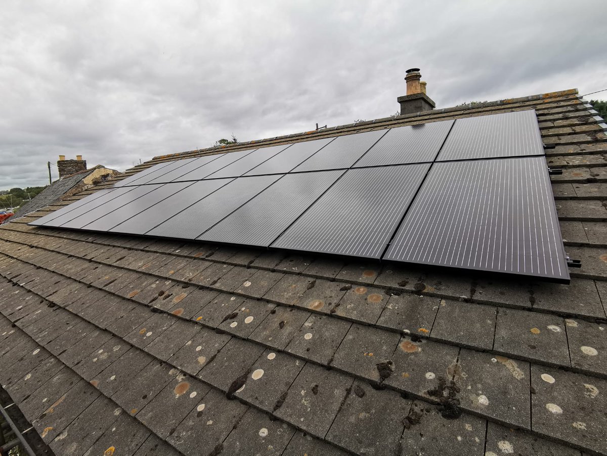 Greenleafsolar2's tweet image. #solarenergy #solarpower #solarpanels #renewableenergy #greenenergy #happycustomers #energysaving